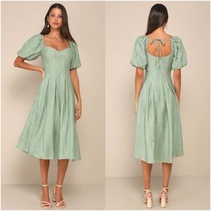 LULU'S Heavenly Energy Sage
Textured Puff Sleeve Pleated Midi
Dress